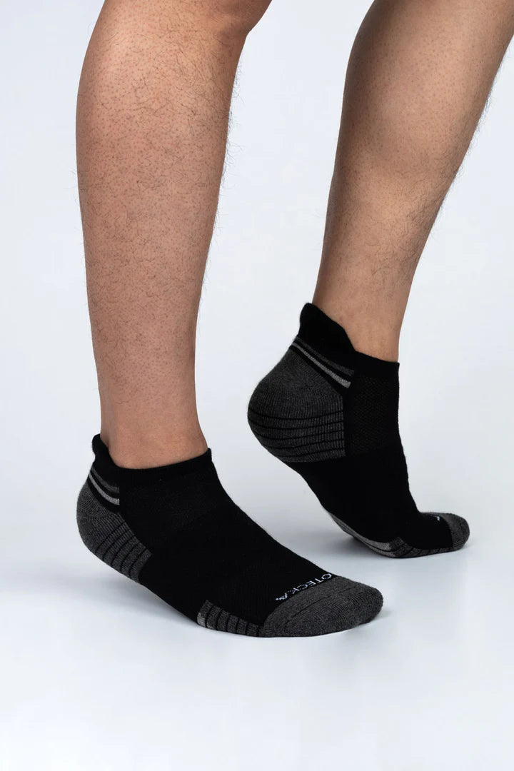 PERFORMANCE ANKLE SOCKS BLACK PACK OF 3